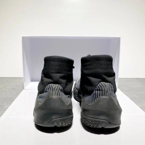 Nike Zoom Clear Out Black High-Top Sneakers with Silver Swoosh Mens Size 8M - Picture 4 of 5